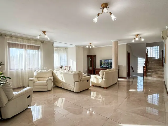 Villa 5 habitaciones 300m² en venta - Centro de la Ciudad Quesada — 10