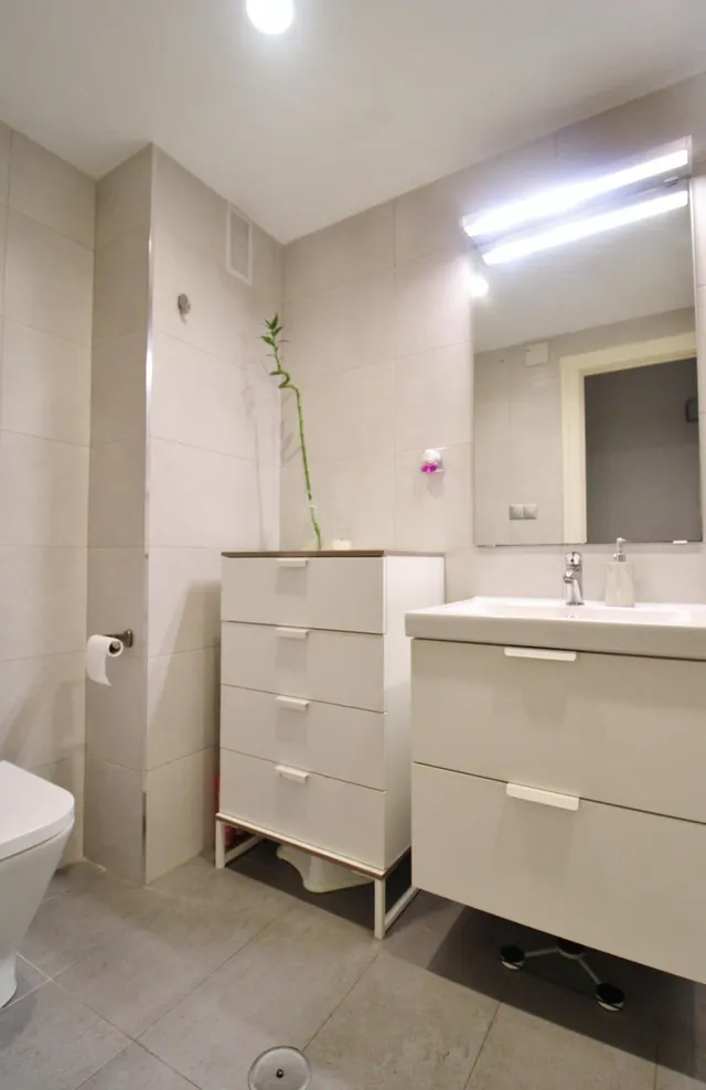 ¡Oportunidad única de inversión en Alicante! Piso en venta en Pinoso, 9 – 1º Izquierda — 21