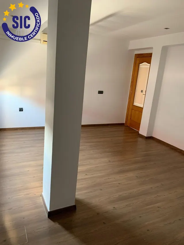 SE VENDE PISO CON INQUILINO DENTRO HASTA EL 2027 — 6