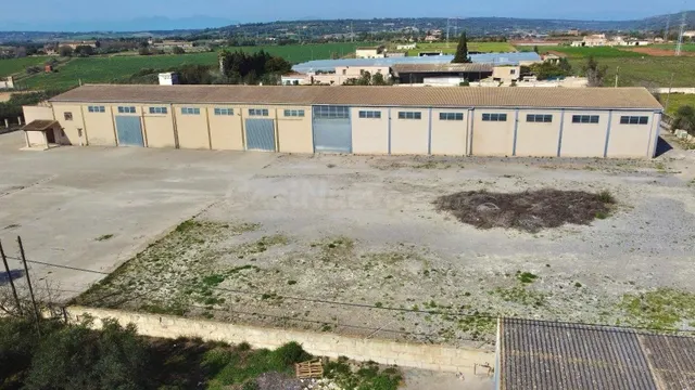 NAVE EN MANACOR - foto 2