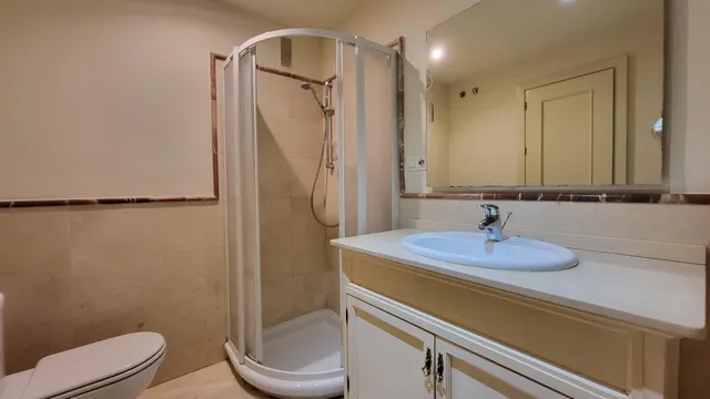 AQUILER LARGA TEMPORADA !!! Impresionante apartamento de 130 m2 en Nueva Andalucía – Zona El Rodeo — 32