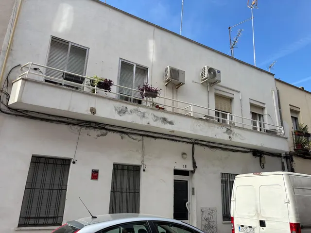 Acogedor DÚPLEX de 2 DORMITORIOS y 2 BAÑOS — 29