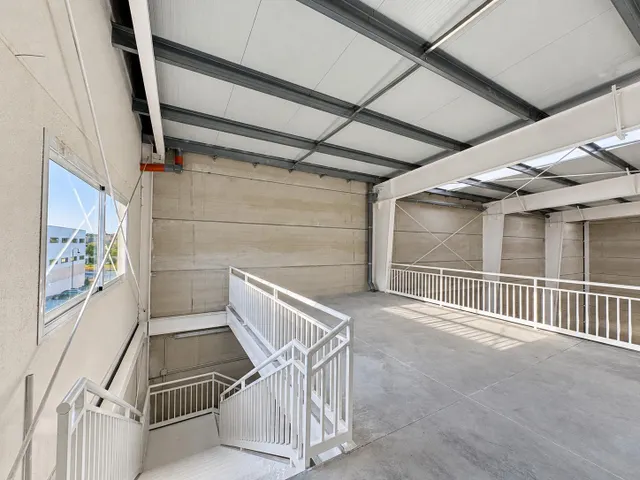 Nave industrial de nueva construcción en el Polígono Industrial La Torre, Mijas Costa — 11