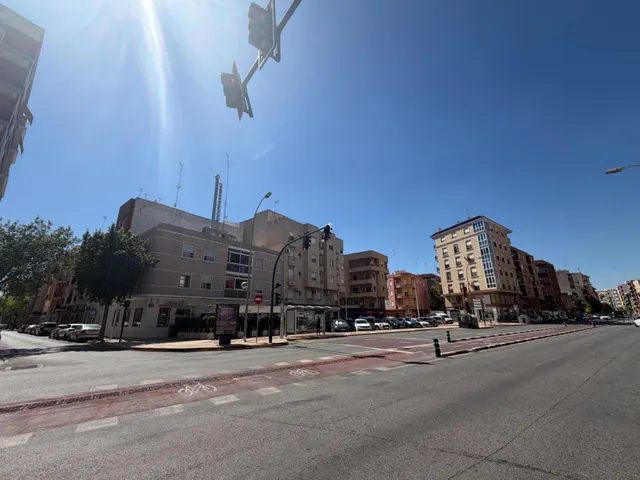Oportunidad entresuelo totalmente reformado y equipado, zona el pla cafetería sansanos — 37