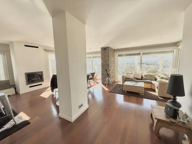 Ático con amplia terraza de 154 m2 y vistas panorámicas en los boliches, Fuengirola — 10