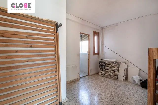 Edificio en Zaidín, oportunidad única de inversión — 28