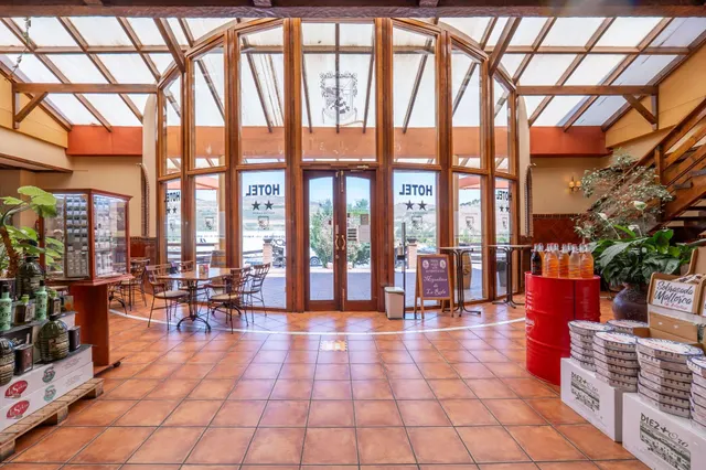 Venta del HOTEL-RESTAURANTE CERRILLO DE SAN MARCOS - Complejo hostelero en pleno funcionamiento (DIEZMA - GRANADA) — 8