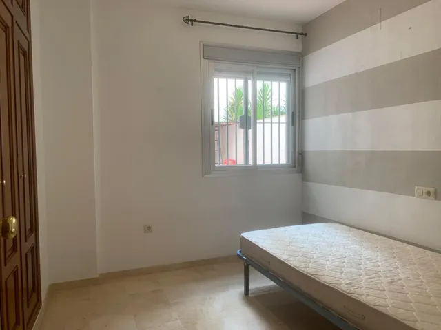 Piso reformado en barrio naranjo — 6