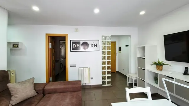 Piso reformado de tres habitaciones — 8