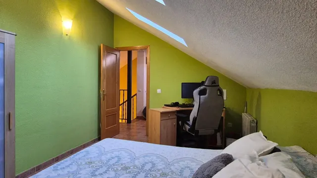 Original chalet con piscina cubierta — 48
