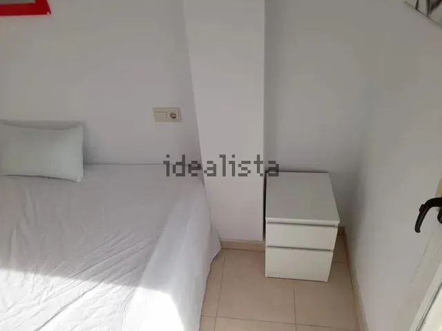 Piso 2 habitaciones 95m² en alquiler - En Corts — 23