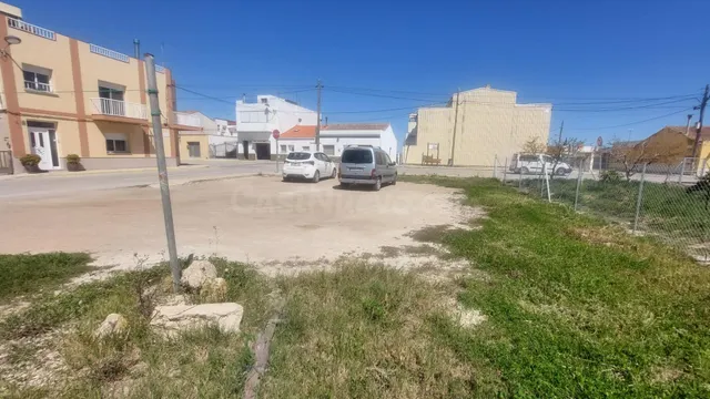 OPORTUNIDAD ÚNICA: TERRENO URBANO EN SANT JAUME D’ENVEJA – Z - foto 4