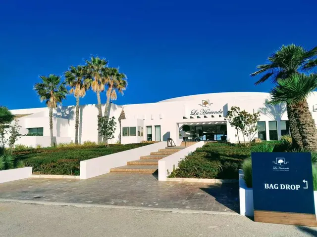 Casa-Chalet en Venta en Linea De La Concepcion, La Cádiz — 19