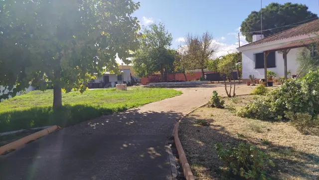 Exclusiva casa de campo en Beas, zona de "Parralejo".