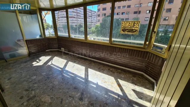 Piso en venta para reformar en una de las mejores zonas de A - foto 5