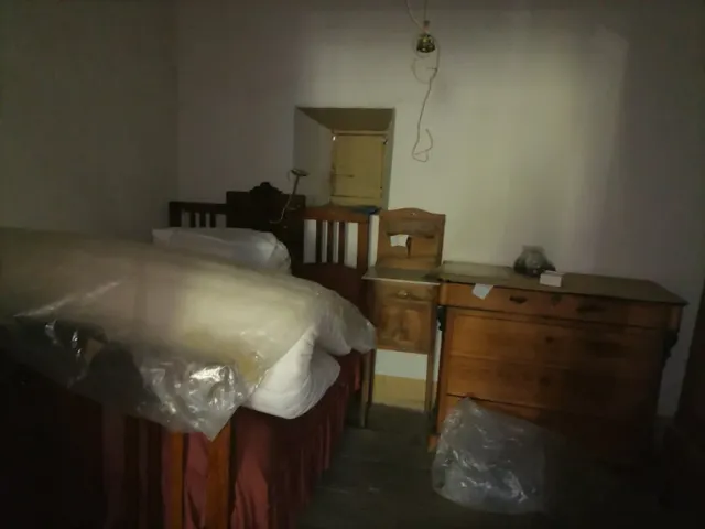 SE VENDE CASA DE PIEDRA PARA REFORMAR  EN CUBILLOS DEL SIL — 12