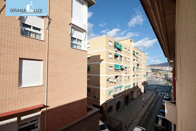 Magnifica vivienda con garaje en vergeles, junto a palacio de deportes — 22