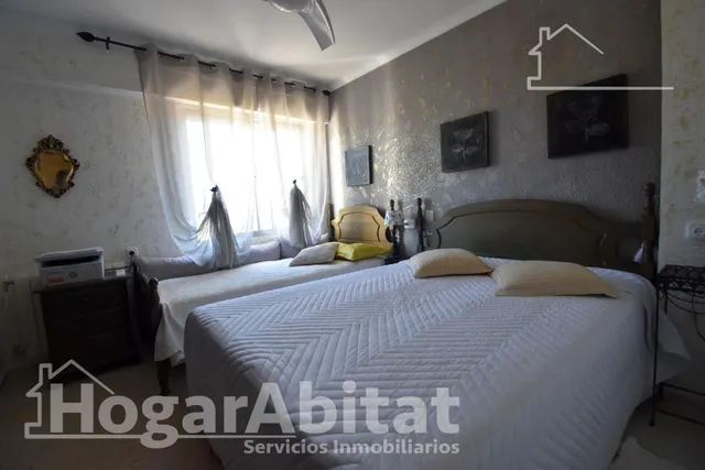 ¡chalet totalmente reformado con licencia turística! amplio con 4 viviendas independientes y piscina privada — 27