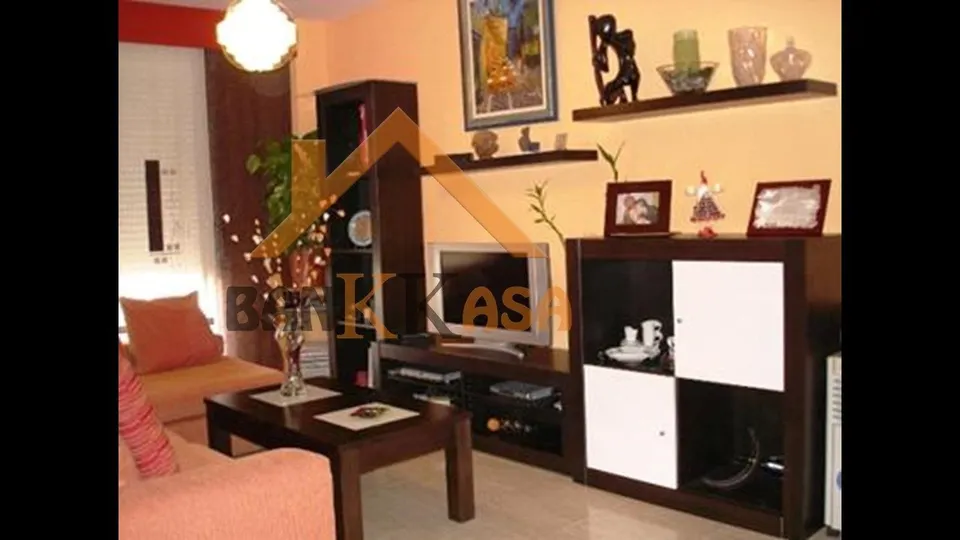 SE VENDE PISO EN EL EJIDO ZONA CENTRO