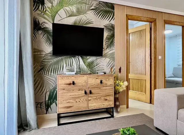 Apartamento con piscina comunitaria, Alicante, Torrevieja. 2 habitaciones, 53 m2, 1,4 kilómetros del mar — 5
