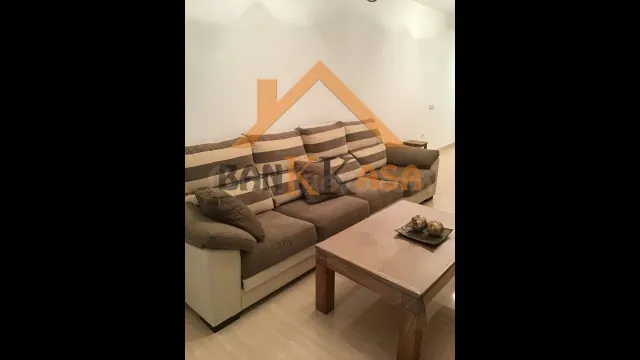 SE VENDE PISO EN BALERMA ZONA CENTRO - foto 2