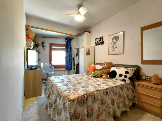 ENCANTADORA CASA EN EL CENTRO — 18