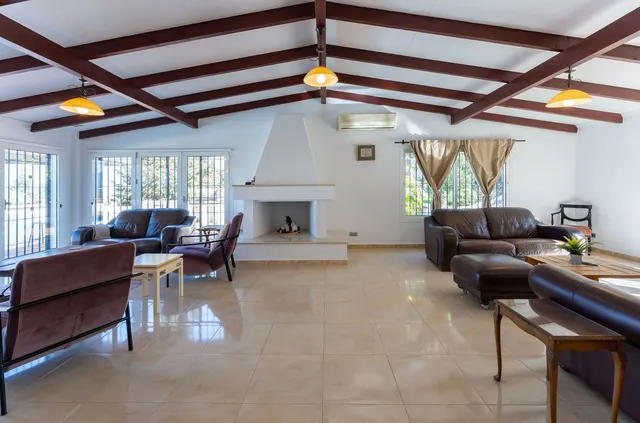 Finca rústica 9 habitaciones 588m² en venta - Costa del Sol — 11