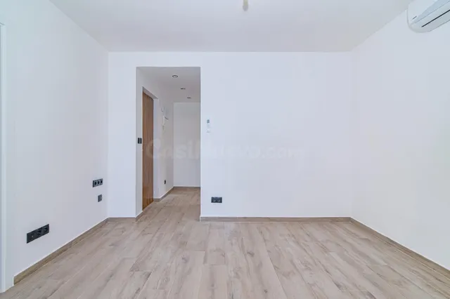 Venta 5 dormitorios. baño. aseo. reformado — 5
