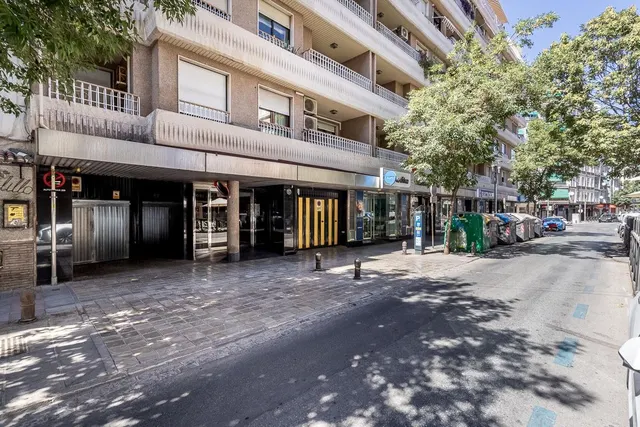 PLAZA DE GARAJE JUNTO A RECOGIDAS — 8