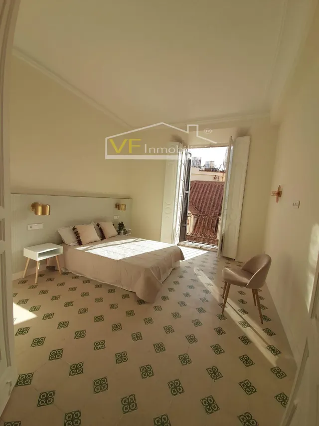 ¡Donde la elegancia clásica se encuentra con las mejores vistas de Málaga! — 15