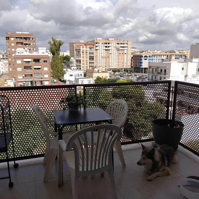 PISO con terraza y parking a lado - Parque del Langostino