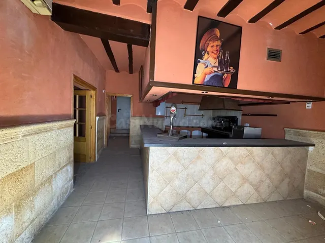 VIVIENDA PARA REFORMAR CON AMPLIAS POSIBILIDADES EN LOCALIDA - foto 4