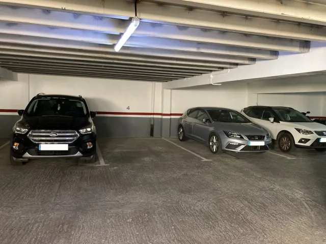 Pl grande! parking de fácil acceso — 7