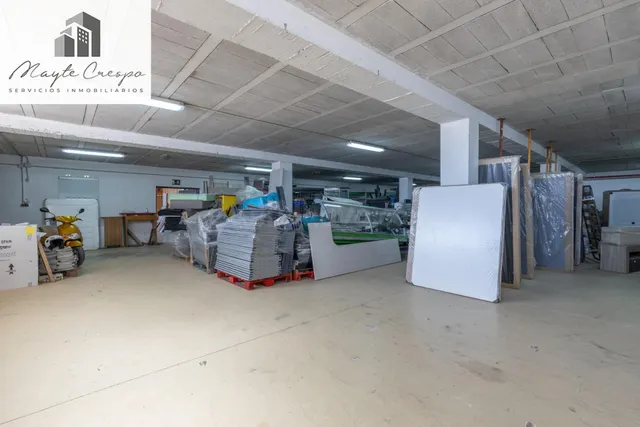 Nave industrial 2169m² en venta - Iznalloz — 2