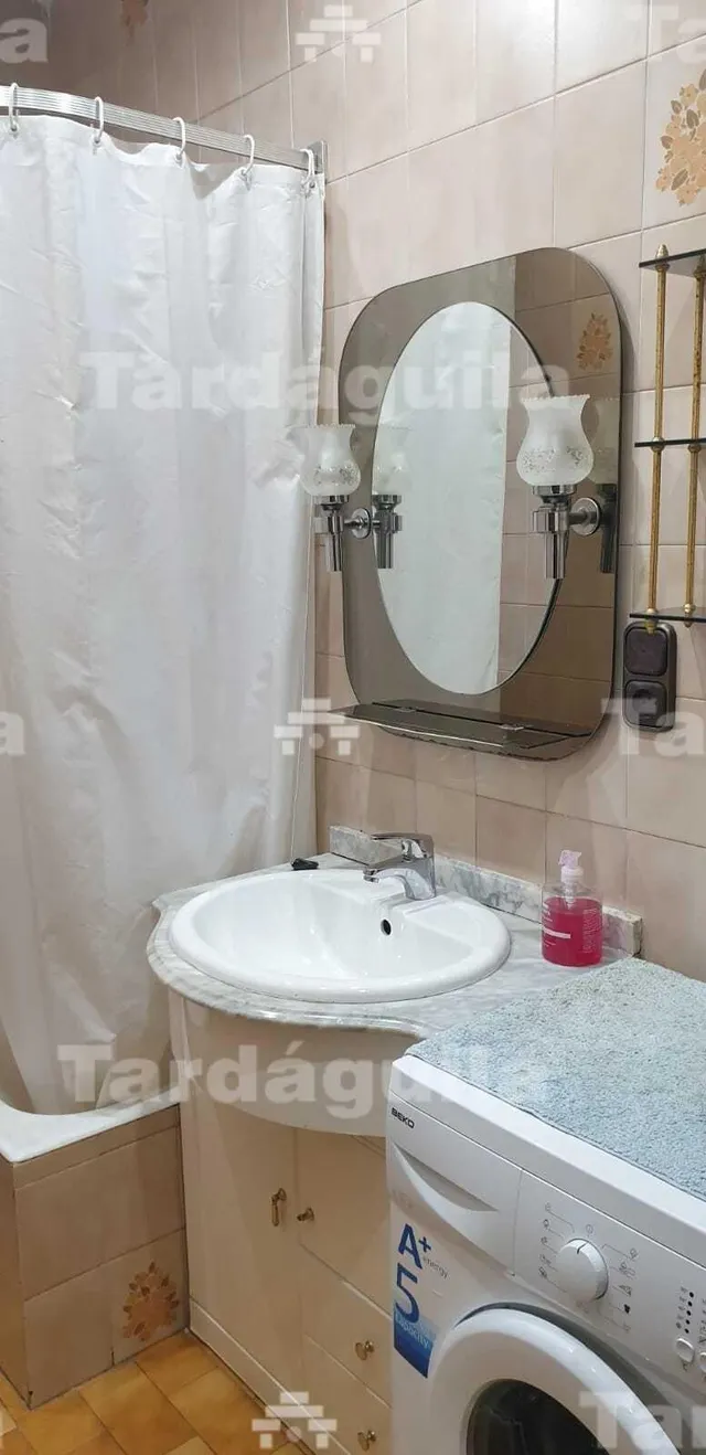 VIVIENDA DE 180 M2 EN LA PLAZA OESTE — 21
