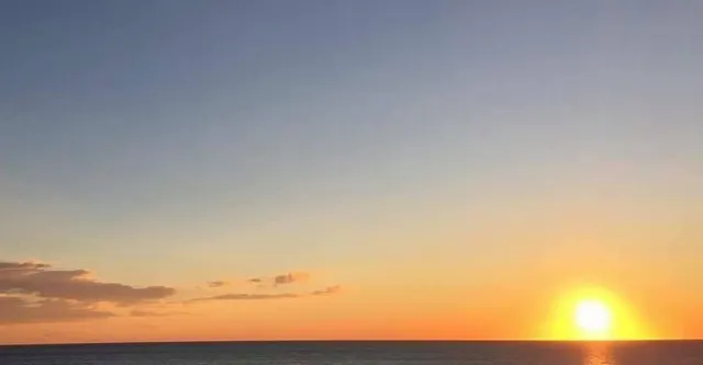 Suelo urbano en primera línea de playa — 19