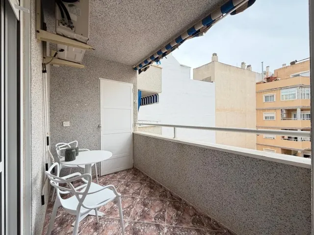 Apartamento 2 habitaciones 69m² en venta - Estacion de autobuses — 18