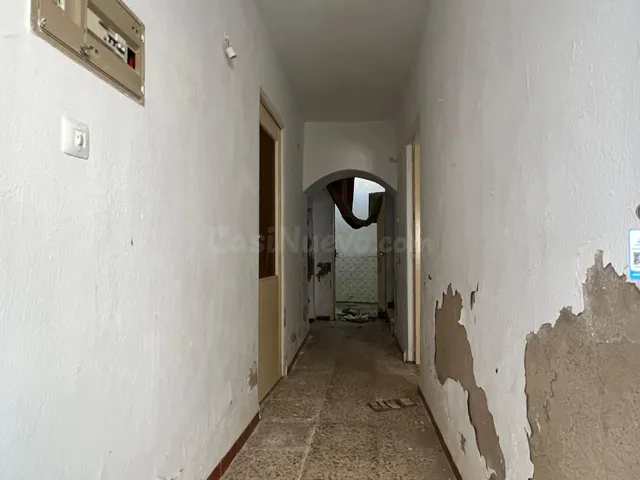 CASABANCO VENDE VIVIENDA DE CINCO DORMITORIOS EN ALCUESCAR - foto 2