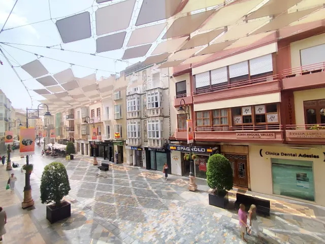 Se alquila piso en pleno centro, Amueblado – C/ del Carmen - foto 3
