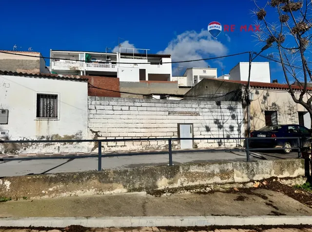 Solar residencial en Lobón: Oportunidad de Inversión - foto 3