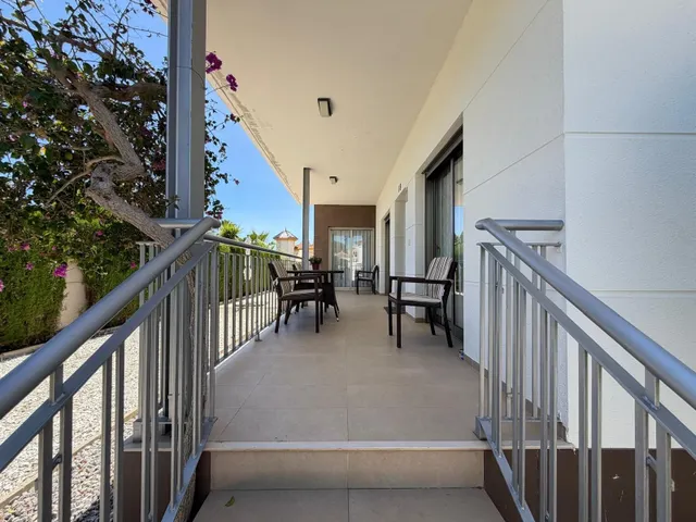 Villa 4 habitaciones 129m² en venta - Doña Pepa — 21