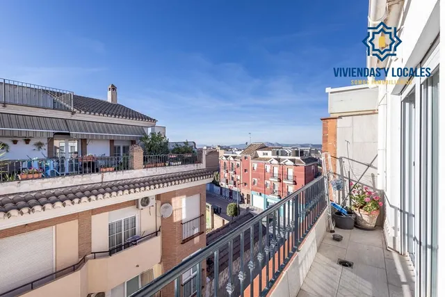 ESPECTACULAR TRIPLEX EN CHURRIANA — 16