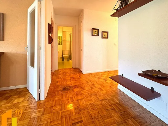 Amplia y luminosa vivienda en calle Jerez — 9