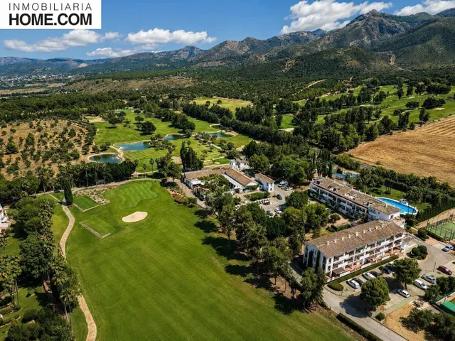 Adosado en Lauro Golf con piscina, pádel, golf, 4 terrazas y orientación sur — 7
