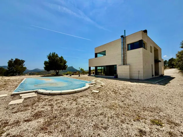 ESPECTACULAR VILLA DE LUJO CON PISCINA PRIVADA Y VISTAS AL PAISAJE EN RELLEU — 6