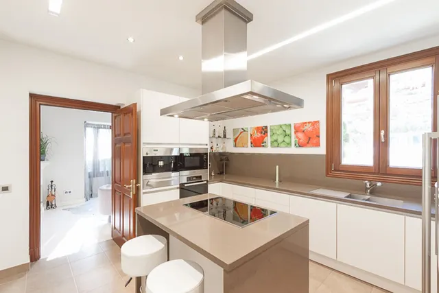 Villa 4 habitaciones 560m² en alquiler - Costa del Sol - foto 5