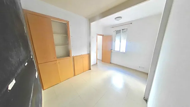 Piso en venta en Calle dels Magatzems — 18