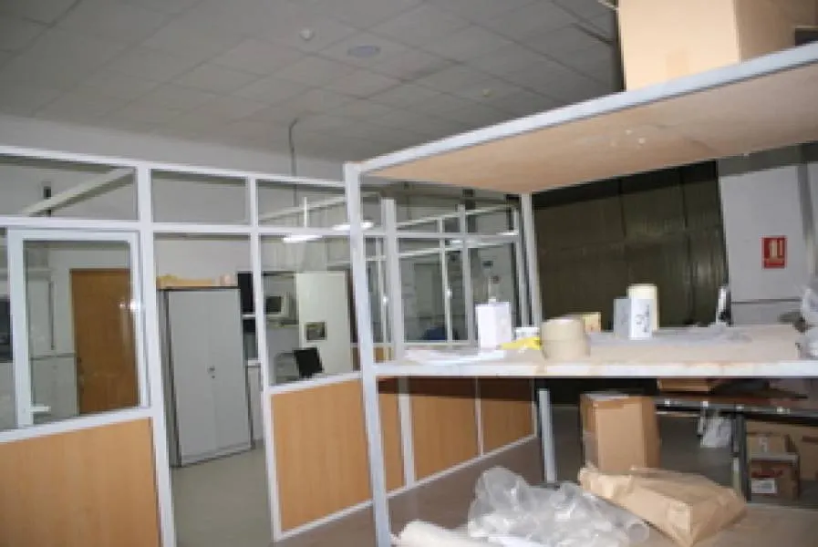 ¡¡¡ PRECIO REBAJADO !!! Local comercial en planta baja de 432 m2.