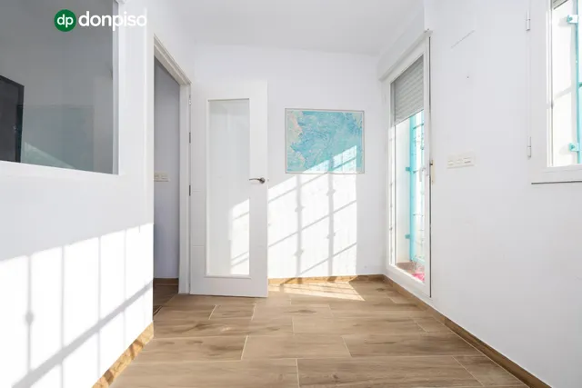 ¡Tu hogar soñado te espera en esta espectacular casa reformada! — 28