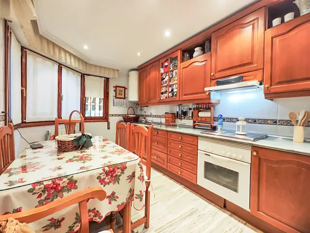 Casa Pareada en venta Zona Pau II — 33